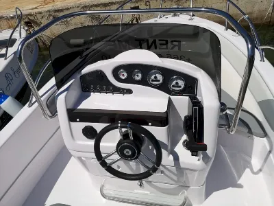 rent-a-boat-porec-13