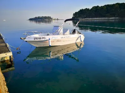 rent-a-boat-porec-18